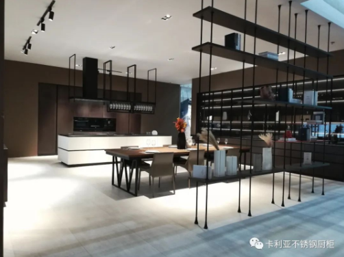 广州建博会首日告捷｜全钢画卷，精彩绽放
